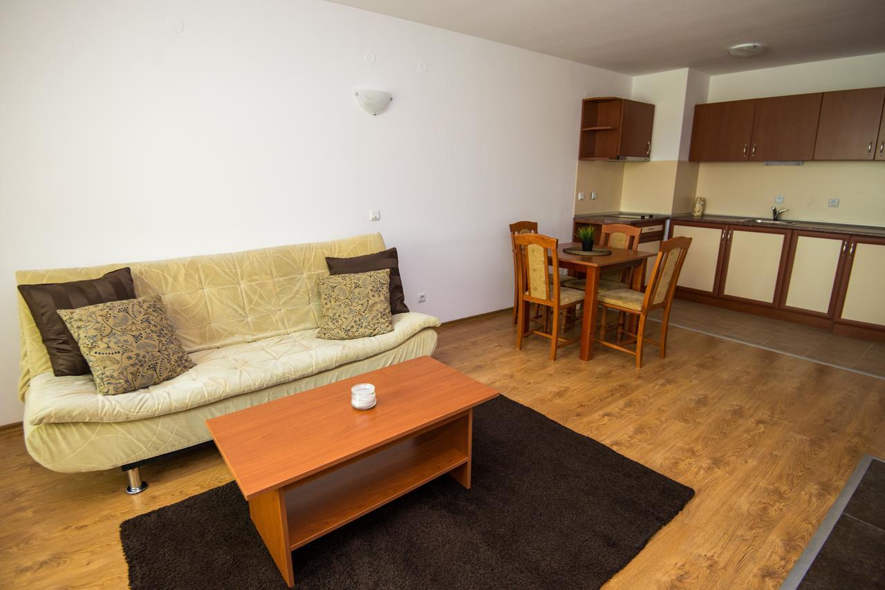 La Pierre Apartments Банско Экстерьер фото