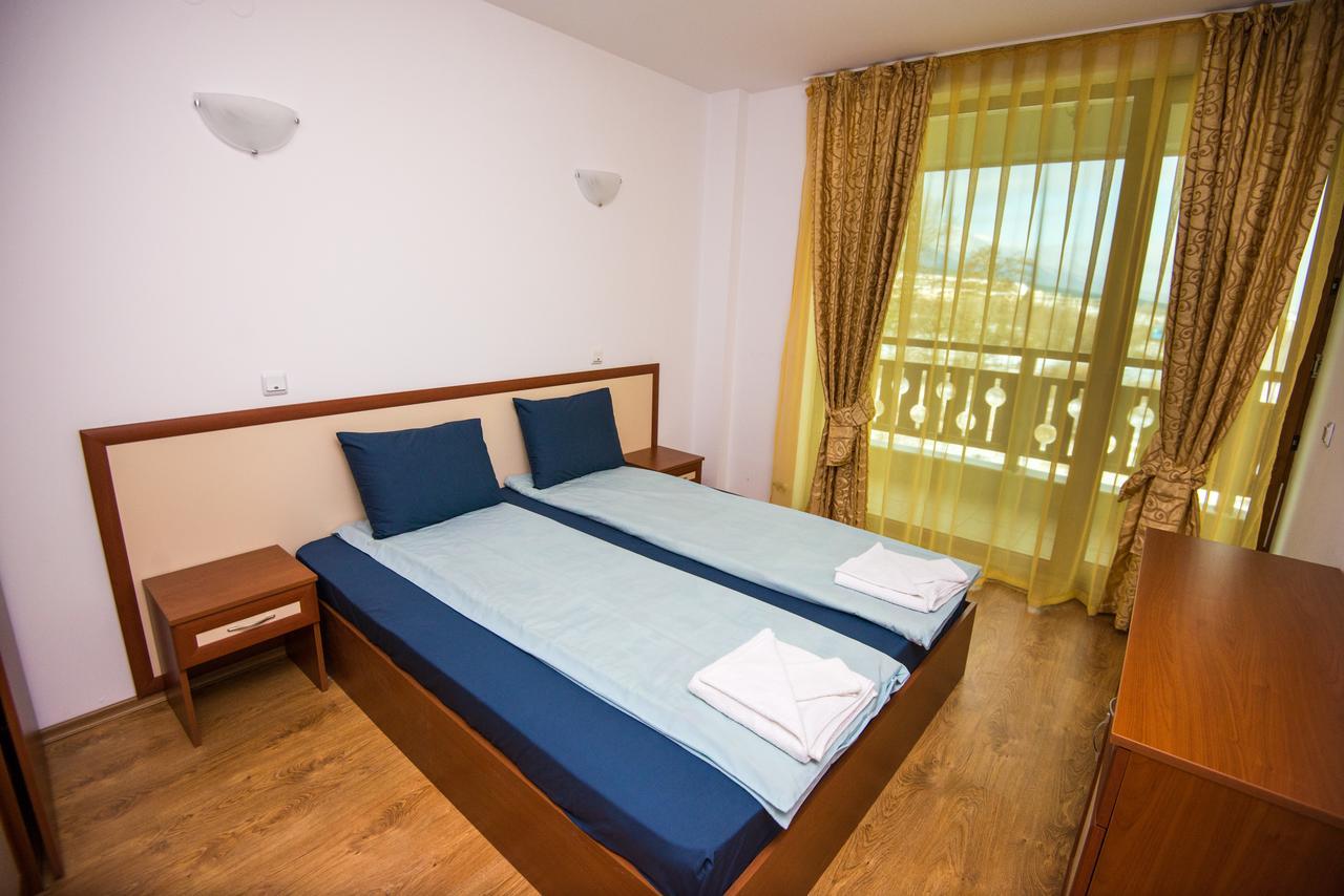 La Pierre Apartments Банско Экстерьер фото